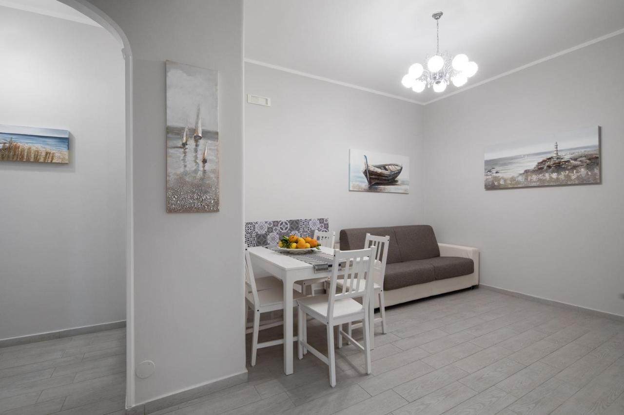 Casa La Perla Lägenhet Sorrento Exteriör bild