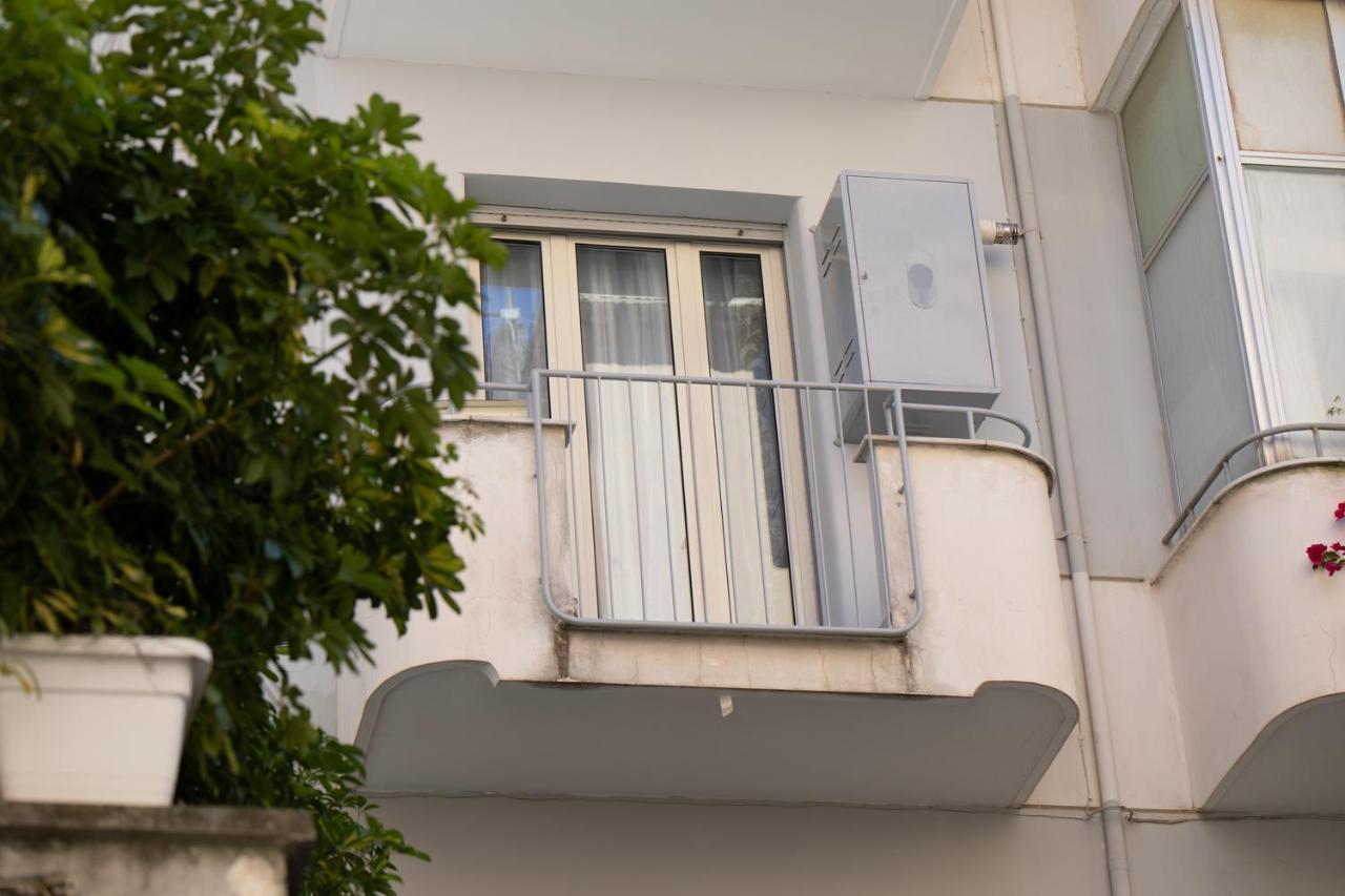 Casa La Perla Lägenhet Sorrento Exteriör bild